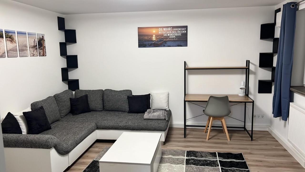 Ferienwohnung Raiffeisenstrasse -Gross- 美因河畔奥伯恩堡 外观 照片